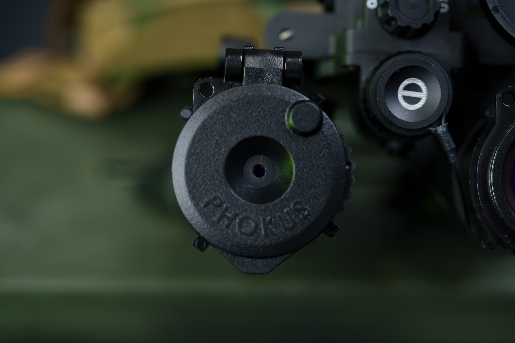 Hoplite Gen 2 (NVG Protection and Focusing Device)