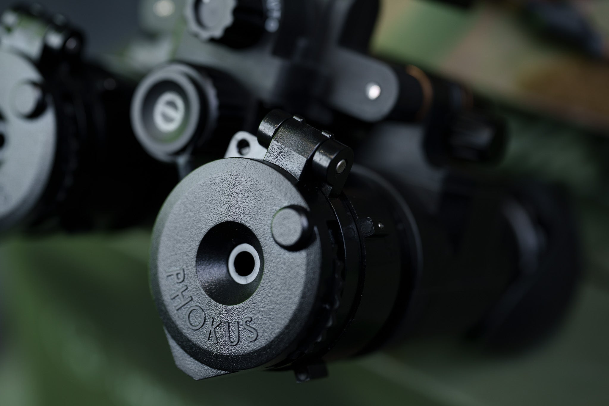 Hoplite Gen 2 (NVG Protection and Focusing Device)